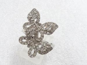 クリスタル　指輪(19号)